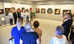 Fatoş Tatar Eker SANKO Sanat Galerisi’nde sergi açtı