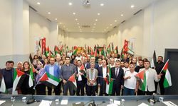 AK Parti Şehitkamil’de Gazze ve Sumud Filosu konuşuldu! Gazeteci Yavuz’dan önemli söyleşi