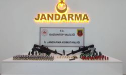 Gaziantep'te silah kaçakçılarına geçit yok! Çok sayıda silah ve mühimmat ele geçirildi