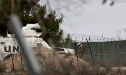 Katil İsrail saldırılara devam ediyor! UNIFIL personeline saldırdılar