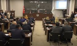 Şehitkamil Meclisinde şok gelişme! Yılmaz, o meclis üyesini salon dışına aldı! İşte yaşananlar…