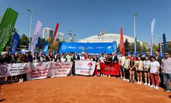Gaziantep’te tenis şampiyonasında ödül töreni heyecanı