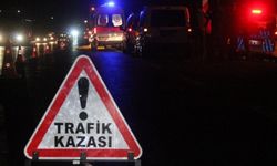 Feci kaza! Ambulans kamyonetle çarpıştı: Yaralılar var