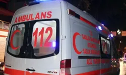 Feci kaza! İki araç kafa kafaya çarpıştı: Çok sayıda yaralı var