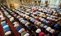 Cuma Hutbesi: Fedakârlığın Zirvesi: Îsâr | 28 Kasım 2025 Cuma