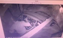 Çok sayıda yolcunun bulunduğu otobüse silahlı saldırı! O anlar kamerada…