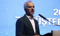 Türkiye dünyanın önde gelen denizci ülkelerinden oldu! Bakan Uraloğlu açıkladı! "Limanlarda rekor üstüne rekor kırıyoruz