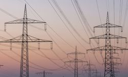 Gaziantep'te yok artık dedirten hırsızlık! Elektrik direğinin parçaları çalındı