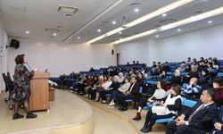 GAÜN’de önemli konferans! “Uygulamalı Davranış Analizinin Bilinmeyenleri” konferansı düzenlendi