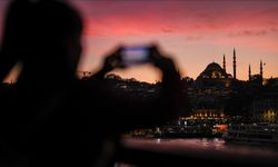 Turizmde yükseliş sürüyor! Türkiye 5 milyon 683 bin yabancı ziyaretçiyi ağırladı