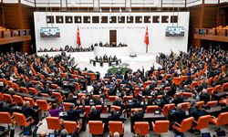 AK Parti, 11. Yargı Paketi’ni TBMM Başkanlığı’na sundu! 55 bin mahkûma tahliye yolu açıldı