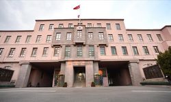 Terörle mücadele devam ediyor! MSB duyurdu! 7 PKK'lı terörist daha teslim oldu