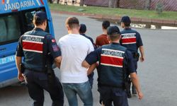 Gaziantep’te aranan şahıslar jandarmadan kaçamadı
