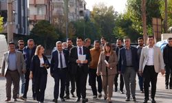 Umut Yılmaz'dan çat kapı ziyaret! Şehitkamil için çalışmaya devam…