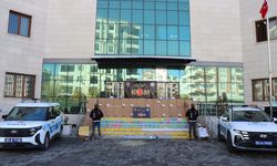 Gaziantep-Şanlıurfa yolunda bir araçtan çıkanlar şaşırttı