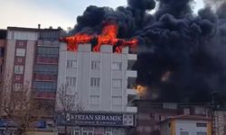 Gaziantep'te korkutan apartman yangını!