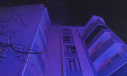 Apartmanda yangın: 15 kişi dumandan etkilendi