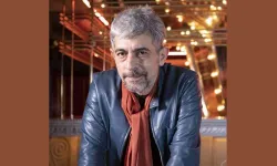 Okan Bayülgen evli mi, çocuğu var mı, kaç kez evlendi? Ünlü televizyoncunun özel hayatı mercek altında