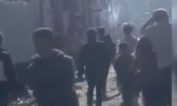 Mahalle savaş alanına döndü: Taşlı, şişeli ve sopalı kavga (VİDEO HABER)