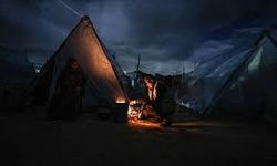 Gazze'de beklenen soğuk hava dalgası binlerce aileyi tehdit ediyor!