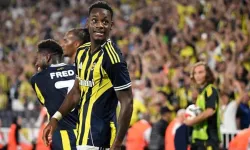 Jhon Duran sakat mı, neyi varsakatlandı mı, sağlık durumu ne, kaç maç forma giyemeyecek?