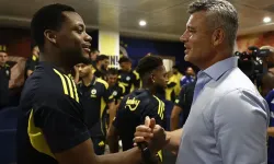 Jhon Duran’a Fenerbahçe’de kriz uyarısı! Tedesco’nun elini sıkmayan futbolcuya Başkan Saran’dan net mesaj