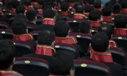 Savcı Maaşı 2025: Stajyer, Yeni Başlayan ve Kıdemli Savcılar Ne Kadar Alıyor?