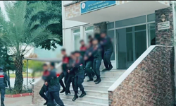 Aralarında Gaziantep'te var! 2 milyar TL'lik vurgun yapmışlar...