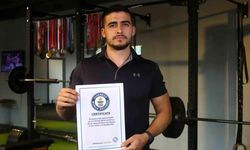 Burak Yazgı, bir kez daha Guinness Rekorlar Kitabı'na girdi
