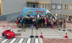 Jandarma ekiplerinden anlamlı etkinlik! Gaziantep’te öğrenciler bilinçlendirildi