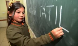 15 TATİL BAŞLAMA VE BİTİŞ TARİHİ! Sömestr (yarıyıl) tatili  ne zaman başlıyor, kaç gün sürecek, karneler ne zaman?