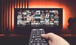 19 Ocak TV yayın akışı, bugün televizyonda neler var, Uzak Şehir yeni bölüm bu akşam var mı?