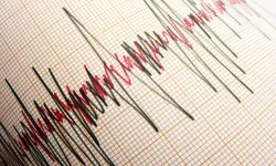 Bugün Deprem Oldu Mu? 19 Ocak 2026 Gece Yarısı Deprem Mi Oldu, Hissedilen Sarsıntının Merkez Üssü ve Derinliği Nedir?