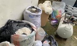 Evini uyuşturucu imalathanesine çevirmiş! Kilolarca uyuşturucu ele geçirildi