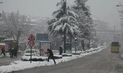 Bugün Okullar Tatil mi Kırıkkale'de? Kar Tatili Yapılacak mı? Valilikten Son Dakika Açıklaması Yapıldı mı?