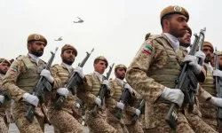 İran'ın Askeri Gücü! Dünyada bakın kaçıncı sırada yer alıyor?