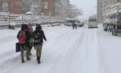 Çorum'da okullar tatil mi, Okul Var mı? 12 Ocak Pazartesi Çorum'da yarın okul yok mu (ÇORUM VALİLİĞİ - KAR TATİLİ)?