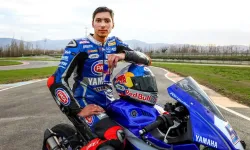 Toprak Razgatlıoğlu Kimdir, Kaç Yaşında, Hangi Takımda Yarışıyor? Hayatı ve Kariyeri