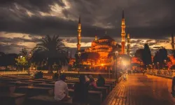 2026 Berat Kandili orucu ne zaman, kaç gün tutulur?