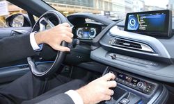 BMW kullanıcıları dikkat: Yüz binlerce aracı geri çağıracak