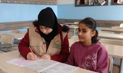 Gaziantep'te görme engelli kardeşlerin Siyer Yarışması heyecanı