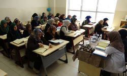 Gaziantep’te mukabele geleneği yaşatılıyor… Kadınlardan yoğun ilgi