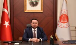 Akın Gürlek kardeşi var mı, kaç kardeşler, kardeşleri kim?