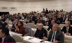 Gaziantep Büyükşehir Meclisinde deprem şehitleri unutulmadı…