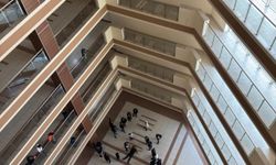 Gaziantep’te iş merkezinde şok intihar!