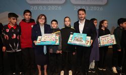 Gaziantep’in gençleri "Kitapkurdu" ile geleceğe kanat açıyor