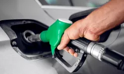 Akaryakıt fiyatları ne kadar? Benzin fiyatı kaç TL, motorin fiyatı kaç TL? Zam iptal mi edildi?