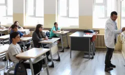 4 Mart 2026 Öğretmenler Ders Bıraktı Mı, Bugün Grev Var Mı, Okullar Tatil Mi, Eğitim Devam Ediyor Mu, MEB Açıklaması Ne?