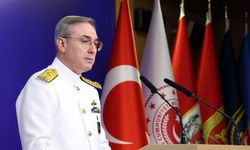 Tuğamiral Zeki Aktürk’ten Gaziantep’te düşen füze parçaları ile ilgili açıklama