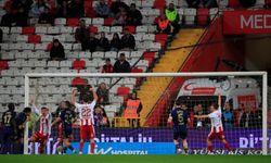 Antalyaspor: 2 - Fenerbahçe: 2 (Maç Özeti)